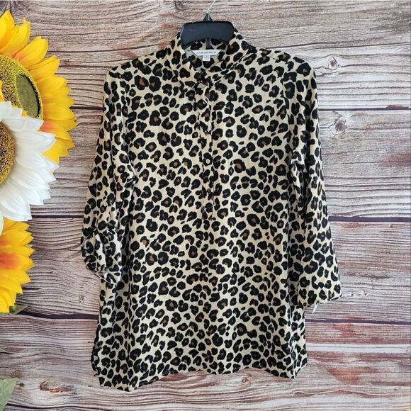 Counterparts Women's Long Sleeve Animal Print Blouse NWT - Picture 1 of 10